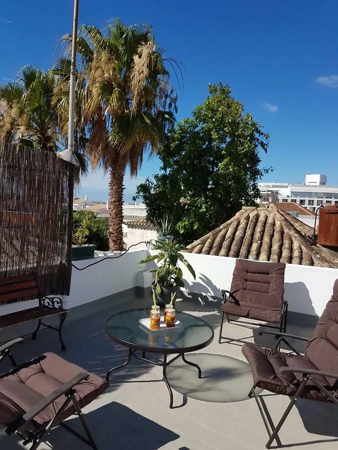 Faro Town House Otel 0*,